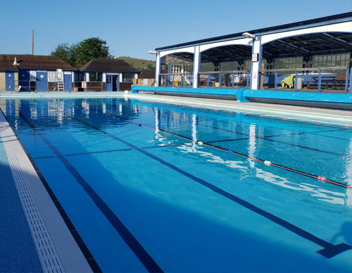 swimming pool with swimming pool racing lane